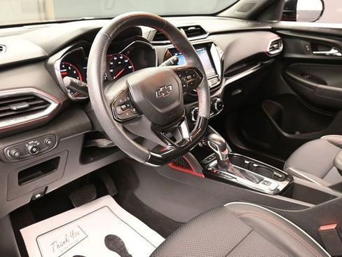 Used 2023 Chevrolet TrailBlazer RS w/ Convenience Package AWD/4WD image 14