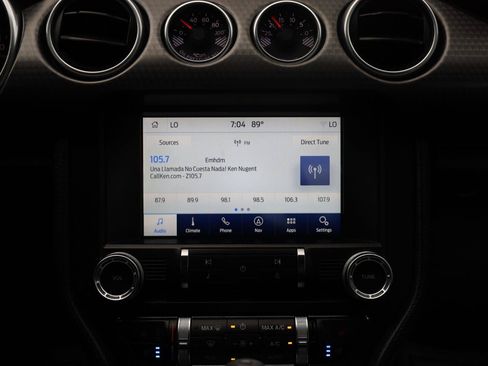 Used 2018 Ford Mustang GT Premium w/ GT Performance Package RWD image 30