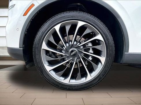 Used 2021 Lincoln Aviator Reserve w/ Equipment Group 201A AWD/4WD image 9