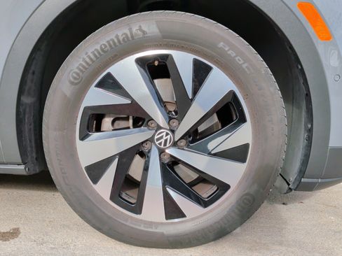 Used 2023 Volkswagen ID.4 Pro image 13