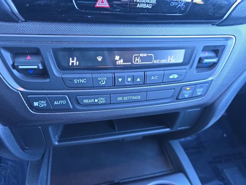 Used 2023 Honda Ridgeline Sport image 21