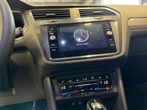 Certified 2023 Volkswagen Tiguan SE R-Line FWD image 24