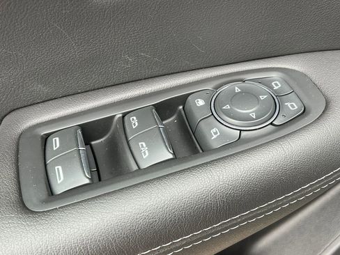 Used 2023 Cadillac XT5 Premium Luxury image 17