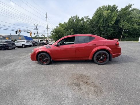 Used 2014 Dodge Avenger R/T w/ Sun/Sound Group FWD image 36