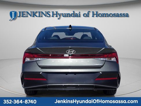 New 2026 Hyundai Elantra Limited image 8