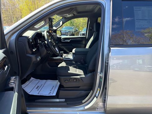 New 2026 GMC Sierra 1500 Elevation w/ X31 Off-Road Package AWD/4WD image 10