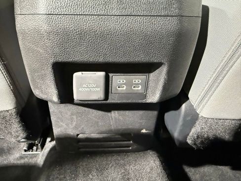 Certified 2024 Toyota Tacoma TRD Off-Road w/ TRD Off Road Upgrade Package AWD/4WD image 21
