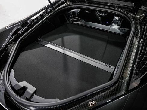 Used 2019 BMW i8 Coupe AWD/4WD image 37