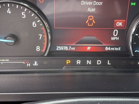 Used 2022 Ford Explorer XLT AWD/4WD image 19