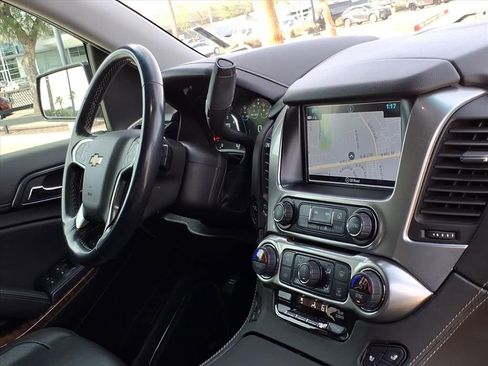 Used 2019 Chevrolet Suburban Premier image 13