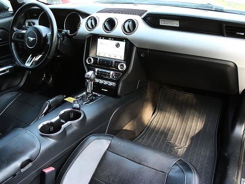 Used 2016 Ford Mustang Premium RWD image 15