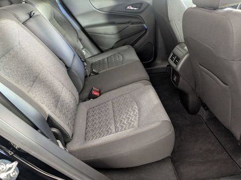 Used 2024 Chevrolet Equinox LT FWD image 31