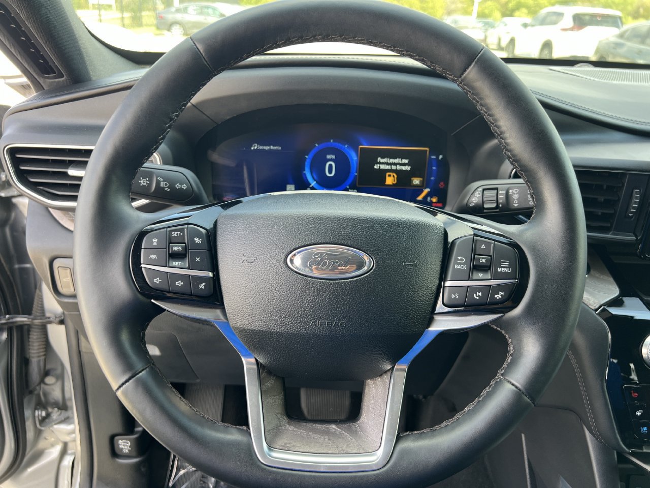 Used 2022 Ford Explorer Platinum w/ Equipment Group 601A RWD image 11