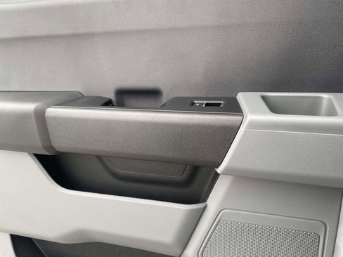 New 2025 Ford F550 4WD image 13