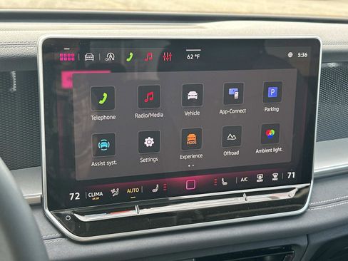 New 2026 Volkswagen Tiguan SE image 29