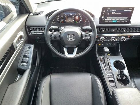 Used 2024 Honda Civic Touring image 11