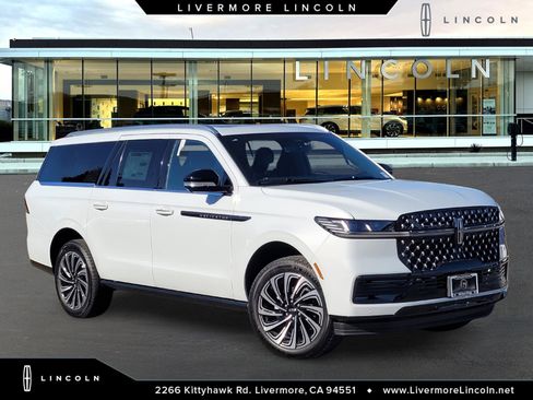 New 2026 Lincoln Navigator L Black Label image 1