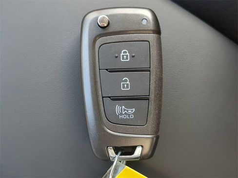 New 2026 Hyundai Venue SE image 29