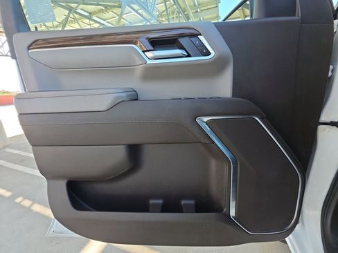 Used 2023 Chevrolet Silverado 1500 LT w/ Convenience Package II image 23