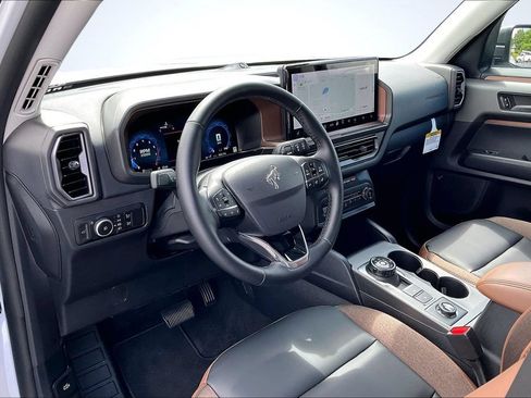 Used 2025 Ford Bronco Sport Outer Banks w/ Outer Banks Tech Package+ AWD/4WD image 19