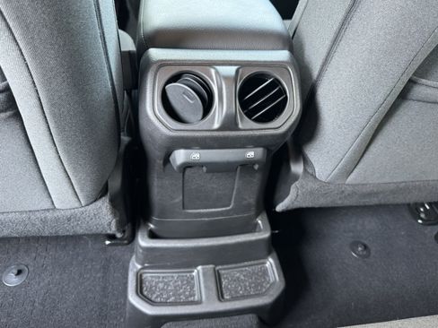 Used 2025 Jeep Wrangler Unlimited Sport S 4xe AWD/4WD image 20