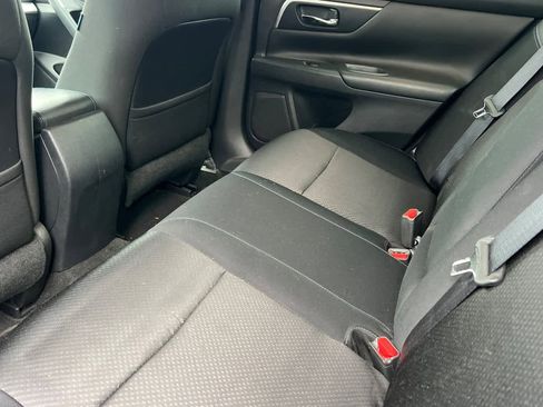 Used 2017 Nissan Altima 2.5 SR w/ Midnight Edition Package image 5