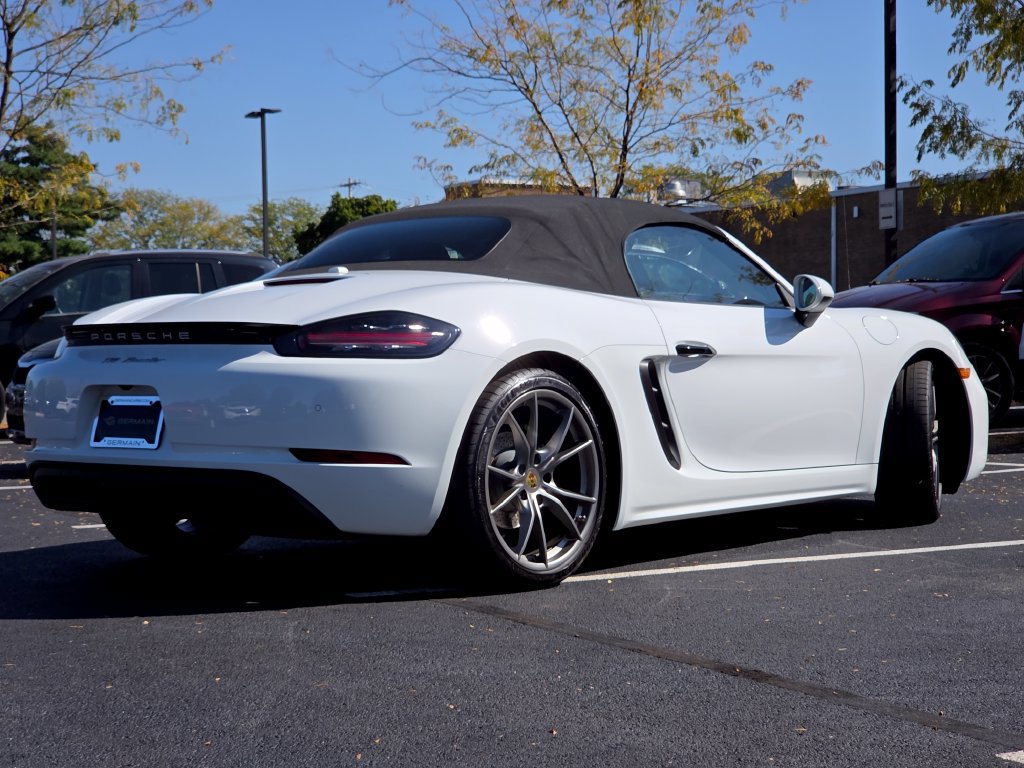 Used 2019 Porsche 718 Boxster RWD image 30