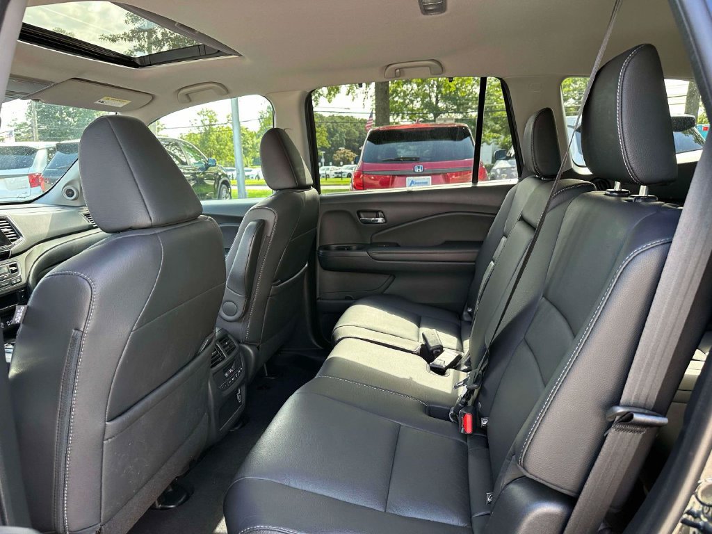 Certified 2021 Honda Pilot Special Edition image 9