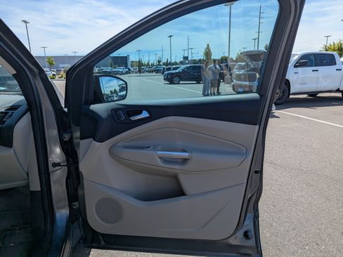 Used 2014 Ford Escape SE w/ Equipment Group 201A AWD/4WD image 35