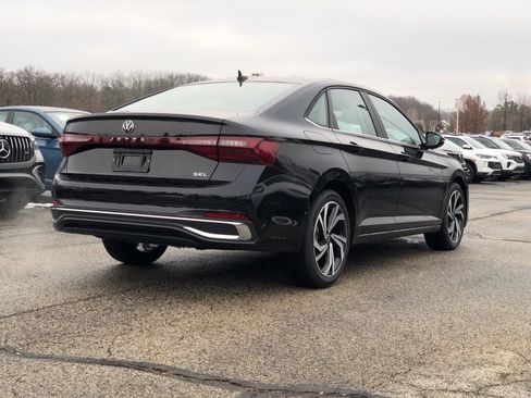 New 2026 Volkswagen Jetta SEL image 6