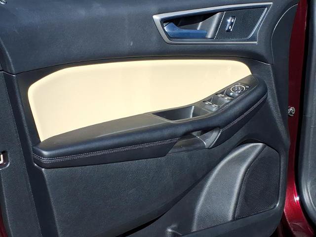 Certified 2024 Ford Edge SEL w/ Convenience Package AWD/4WD image 5