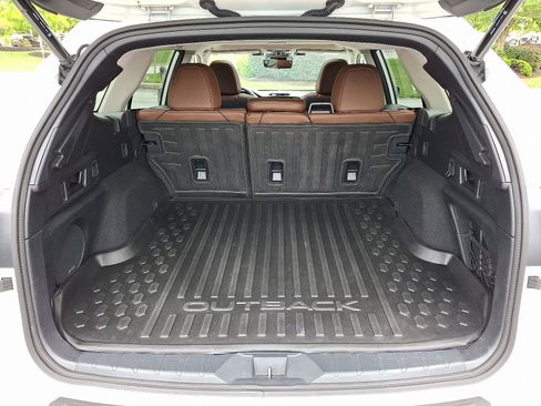 Used 2024 Subaru Outback Touring AWD/4WD image 32