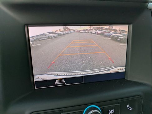 Used 2023 GMC Terrain SLE w/ Driver Convenience Package image 20