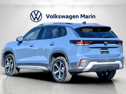 New 2026 Volkswagen Tiguan SE image 3