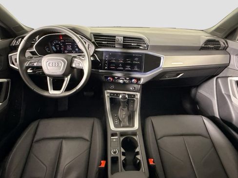 Certified 2025 Audi Q3 2.0T Premium w/ Convenience Package AWD/4WD image 9