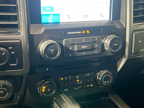 Used 2018 Ford F150 XLT w/ Equipment Group 302A Luxury image 26