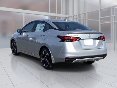 New 2025 Nissan Versa SR w/ Trunk Package image 2
