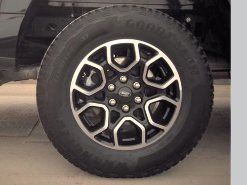 Used 2023 Ford F150 XLT w/ Equipment Group 302A High image 9