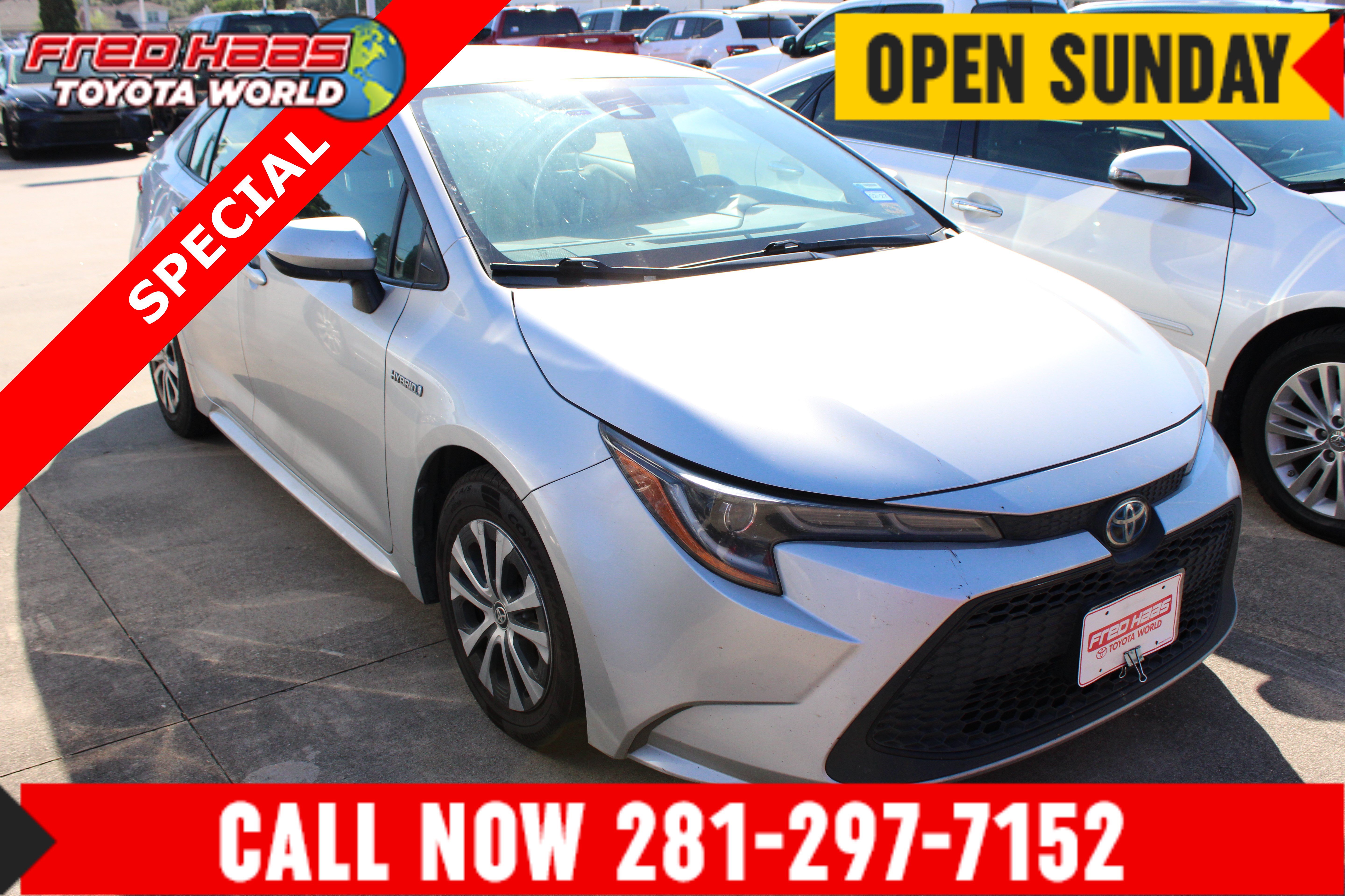 Used 2020 Toyota Corolla LE w/ Carpet Mat Package (TMS) FWD image 1