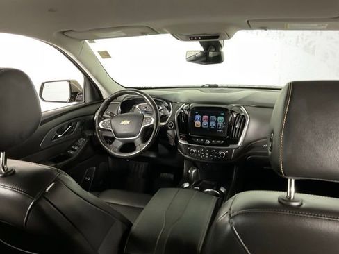 Used 2019 Chevrolet Traverse Premier w/ Driver Confidence II Package image 16