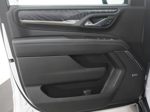 Used 2023 GMC Yukon Denali w/ Denali Reserve Package image 24