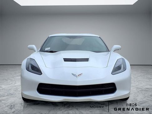Used 2014 Chevrolet Corvette Stingray Coupe w/ Battery Protection Package RWD image 3
