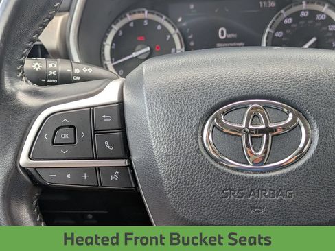 Used 2022 Toyota Highlander XLE FWD image 20