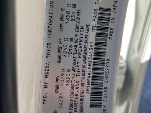 Used 2021 MAZDA MAZDA3 s image 19