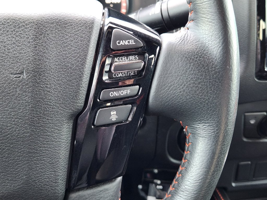 Used 2024 Nissan Frontier PRO-4X w/ Technology Package AWD/4WD image 31