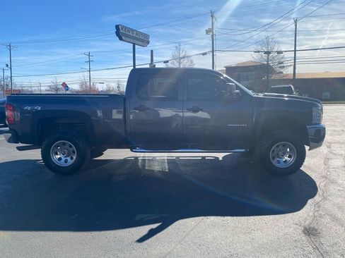 Used 2010 Chevrolet Silverado 2500 LT w/ Interior Plus Package image 4