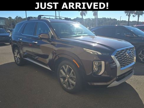 Used 2021 Hyundai Palisade Limited image 3
