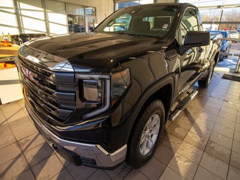 Certified 2023 GMC Sierra 1500 Pro w/ Pro Value Package image 2