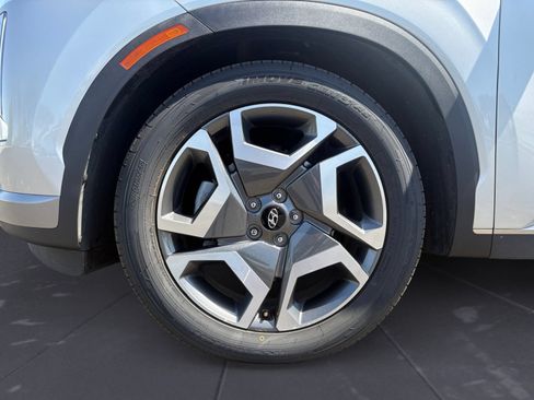 Used 2024 Hyundai Palisade Limited FWD image 12