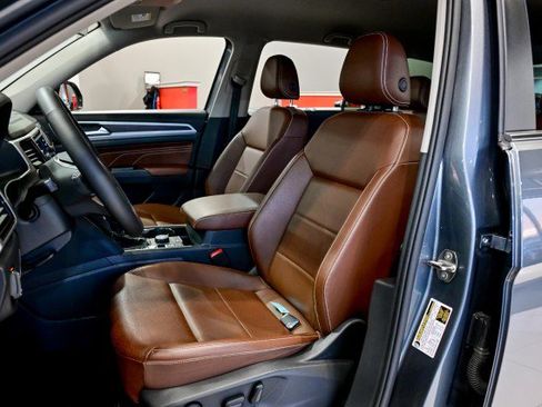 Used 2022 Volkswagen Atlas SE image 16